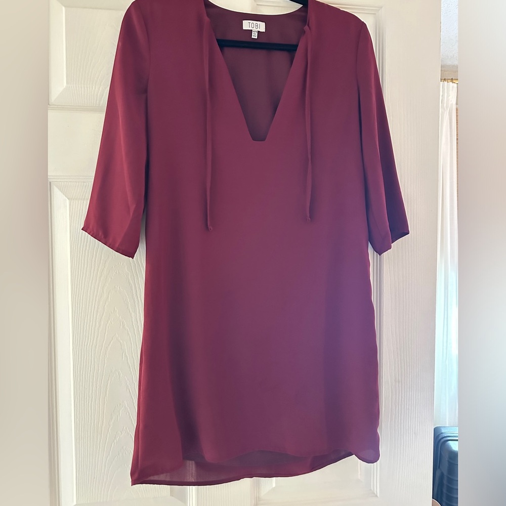 Maroon shift dress